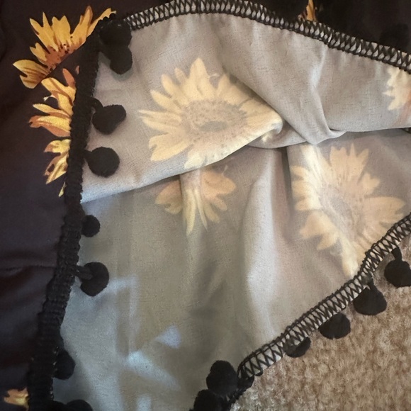 Sunflower shorts - Picture 4 of 5